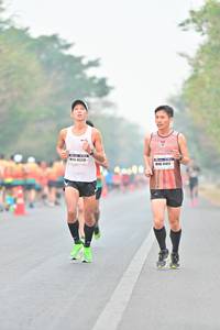 BIB: 45318, 41411
                            <button type="button" onclick="openModal(8143867)" class="btn btn-primary btn-sm float-right btn-popup" data-toggle="modal" data-target=".modal-high-quality">
                        <i class="fas fa-shopping-cart"></i> Add to Cart
                    </button>
                                            <button type="button" onclick="isThisMe(8143867, true)" class="btn btn-success btn-sm float-right btn-popup btn-isme hidden" data-toggle="tooltip" data-placement="bottom" title="นี่คือรูปของคุณใช่ไหม คลิกที่นี่เพื่อเอาเข้าอัลบั้ม">
                        <i class="fas fa-plus"></i> Add to album
                    </button>
                    <button type="button" onclick="isThisMe(8143867, false)" class="btn btn-warning btn-sm float-right btn-popup btn-isnotme hidden">
                        <i class="fas fa-ban"></i> Remove from album
                    </button>