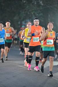 BIB: 260, 26436, 2790
                            <button type="button" onclick="openModal(8127611)" class="btn btn-primary btn-sm float-right btn-popup" data-toggle="modal" data-target=".modal-high-quality">
                        <i class="fas fa-shopping-cart"></i> Add to Cart
                    </button>
                                            <button type="button" onclick="isThisMe(8127611, true)" class="btn btn-success btn-sm float-right btn-popup btn-isme hidden" data-toggle="tooltip" data-placement="bottom" title="นี่คือรูปของคุณใช่ไหม คลิกที่นี่เพื่อเอาเข้าอัลบั้ม">
                        <i class="fas fa-plus"></i> Add to album
                    </button>
                    <button type="button" onclick="isThisMe(8127611, false)" class="btn btn-warning btn-sm float-right btn-popup btn-isnotme hidden">
                        <i class="fas fa-ban"></i> Remove from album
                    </button>