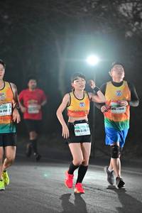 BIB: 260, 21848, 200
                            <button type="button" onclick="openModal(8117909)" class="btn btn-primary btn-sm float-right btn-popup" data-toggle="modal" data-target=".modal-high-quality">
                        <i class="fas fa-shopping-cart"></i> Add to Cart
                    </button>
                                            <button type="button" onclick="isThisMe(8117909, true)" class="btn btn-success btn-sm float-right btn-popup btn-isme hidden" data-toggle="tooltip" data-placement="bottom" title="นี่คือรูปของคุณใช่ไหม คลิกที่นี่เพื่อเอาเข้าอัลบั้ม">
                        <i class="fas fa-plus"></i> Add to album
                    </button>
                    <button type="button" onclick="isThisMe(8117909, false)" class="btn btn-warning btn-sm float-right btn-popup btn-isnotme hidden">
                        <i class="fas fa-ban"></i> Remove from album
                    </button>