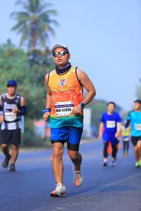 BIB: 190, 42699
                            <button type="button" onclick="openModal(9960806)" class="btn btn-primary btn-sm float-right btn-popup" data-toggle="modal" data-target=".modal-high-quality">
                        <i class="fas fa-shopping-cart"></i> Add to Cart
                    </button>
                                            <button type="button" onclick="isThisMe(9960806, true)" class="btn btn-success btn-sm float-right btn-popup btn-isme hidden" data-toggle="tooltip" data-placement="bottom" title="นี่คือรูปของคุณใช่ไหม คลิกที่นี่เพื่อเอาเข้าอัลบั้ม">
                        <i class="fas fa-plus"></i> Add to album
                    </button>
                    <button type="button" onclick="isThisMe(9960806, false)" class="btn btn-warning btn-sm float-right btn-popup btn-isnotme hidden">
                        <i class="fas fa-ban"></i> Remove from album
                    </button>