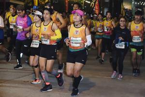BIB: 407, 20739, 20303, 20680, 260, 27496
                            <button type="button" onclick="openModal(9847215)" class="btn btn-primary btn-sm float-right btn-popup" data-toggle="modal" data-target=".modal-high-quality">
                        <i class="fas fa-shopping-cart"></i> Add to Cart
                    </button>
                                            <button type="button" onclick="isThisMe(9847215, true)" class="btn btn-success btn-sm float-right btn-popup btn-isme hidden" data-toggle="tooltip" data-placement="bottom" title="นี่คือรูปของคุณใช่ไหม คลิกที่นี่เพื่อเอาเข้าอัลบั้ม">
                        <i class="fas fa-plus"></i> Add to album
                    </button>
                    <button type="button" onclick="isThisMe(9847215, false)" class="btn btn-warning btn-sm float-right btn-popup btn-isnotme hidden">
                        <i class="fas fa-ban"></i> Remove from album
                    </button>