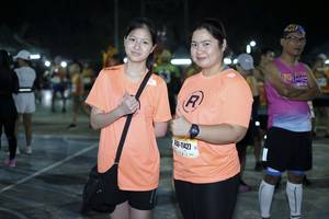 BIB: 1427
                            <button type="button" onclick="openModal(9410619)" class="btn btn-primary btn-sm float-right btn-popup" data-toggle="modal" data-target=".modal-high-quality">
                        <i class="fas fa-shopping-cart"></i> Add to Cart
                    </button>
                                            <button type="button" onclick="isThisMe(9410619, true)" class="btn btn-success btn-sm float-right btn-popup btn-isme hidden" data-toggle="tooltip" data-placement="bottom" title="นี่คือรูปของคุณใช่ไหม คลิกที่นี่เพื่อเอาเข้าอัลบั้ม">
                        <i class="fas fa-plus"></i> Add to album
                    </button>
                    <button type="button" onclick="isThisMe(9410619, false)" class="btn btn-warning btn-sm float-right btn-popup btn-isnotme hidden">
                        <i class="fas fa-ban"></i> Remove from album
                    </button>