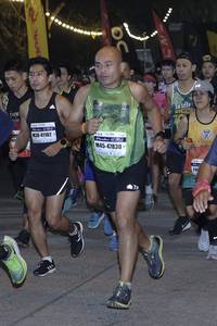 BIB: 41102, 47830, 145
                            <button type="button" onclick="openModal(9324337)" class="btn btn-primary btn-sm float-right btn-popup" data-toggle="modal" data-target=".modal-high-quality">
                        <i class="fas fa-shopping-cart"></i> Add to Cart
                    </button>
                                            <button type="button" onclick="isThisMe(9324337, true)" class="btn btn-success btn-sm float-right btn-popup btn-isme hidden" data-toggle="tooltip" data-placement="bottom" title="นี่คือรูปของคุณใช่ไหม คลิกที่นี่เพื่อเอาเข้าอัลบั้ม">
                        <i class="fas fa-plus"></i> Add to album
                    </button>
                    <button type="button" onclick="isThisMe(9324337, false)" class="btn btn-warning btn-sm float-right btn-popup btn-isnotme hidden">
                        <i class="fas fa-ban"></i> Remove from album
                    </button>