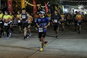 BIB: 140942
                            <button type="button" onclick="openModal(9453028)" class="btn btn-primary btn-sm float-right btn-popup" data-toggle="modal" data-target=".modal-high-quality">
                        <i class="fas fa-shopping-cart"></i> Add to Cart
                    </button>
                                            <button type="button" onclick="isThisMe(9453028, true)" class="btn btn-success btn-sm float-right btn-popup btn-isme hidden" data-toggle="tooltip" data-placement="bottom" title="นี่คือรูปของคุณใช่ไหม คลิกที่นี่เพื่อเอาเข้าอัลบั้ม">
                        <i class="fas fa-plus"></i> Add to album
                    </button>
                    <button type="button" onclick="isThisMe(9453028, false)" class="btn btn-warning btn-sm float-right btn-popup btn-isnotme hidden">
                        <i class="fas fa-ban"></i> Remove from album
                    </button>