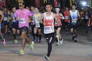 BIB: 48195, 40570
                            <button type="button" onclick="openModal(8917313)" class="btn btn-primary btn-sm float-right btn-popup" data-toggle="modal" data-target=".modal-high-quality">
                        <i class="fas fa-shopping-cart"></i> Add to Cart
                    </button>
                                            <button type="button" onclick="isThisMe(8917313, true)" class="btn btn-success btn-sm float-right btn-popup btn-isme hidden" data-toggle="tooltip" data-placement="bottom" title="นี่คือรูปของคุณใช่ไหม คลิกที่นี่เพื่อเอาเข้าอัลบั้ม">
                        <i class="fas fa-plus"></i> Add to album
                    </button>
                    <button type="button" onclick="isThisMe(8917313, false)" class="btn btn-warning btn-sm float-right btn-popup btn-isnotme hidden">
                        <i class="fas fa-ban"></i> Remove from album
                    </button>