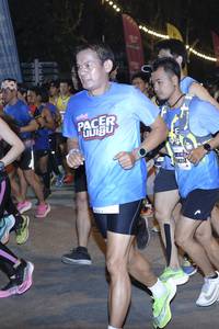 BIB: 933, 1314
                            <button type="button" onclick="openModal(9324347)" class="btn btn-primary btn-sm float-right btn-popup" data-toggle="modal" data-target=".modal-high-quality">
                        <i class="fas fa-shopping-cart"></i> Add to Cart
                    </button>
                                            <button type="button" onclick="isThisMe(9324347, true)" class="btn btn-success btn-sm float-right btn-popup btn-isme hidden" data-toggle="tooltip" data-placement="bottom" title="นี่คือรูปของคุณใช่ไหม คลิกที่นี่เพื่อเอาเข้าอัลบั้ม">
                        <i class="fas fa-plus"></i> Add to album
                    </button>
                    <button type="button" onclick="isThisMe(9324347, false)" class="btn btn-warning btn-sm float-right btn-popup btn-isnotme hidden">
                        <i class="fas fa-ban"></i> Remove from album
                    </button>