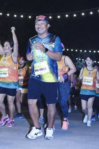 BIB: 17093, 17562, 15607
                            <button type="button" onclick="openModal(9848557)" class="btn btn-primary btn-sm float-right btn-popup" data-toggle="modal" data-target=".modal-high-quality">
                        <i class="fas fa-shopping-cart"></i> Add to Cart
                    </button>
                                            <button type="button" onclick="isThisMe(9848557, true)" class="btn btn-success btn-sm float-right btn-popup btn-isme hidden" data-toggle="tooltip" data-placement="bottom" title="นี่คือรูปของคุณใช่ไหม คลิกที่นี่เพื่อเอาเข้าอัลบั้ม">
                        <i class="fas fa-plus"></i> Add to album
                    </button>
                    <button type="button" onclick="isThisMe(9848557, false)" class="btn btn-warning btn-sm float-right btn-popup btn-isnotme hidden">
                        <i class="fas fa-ban"></i> Remove from album
                    </button>
