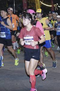 BIB: 4504, 41031, 4802
                            <button type="button" onclick="openModal(9324423)" class="btn btn-primary btn-sm float-right btn-popup" data-toggle="modal" data-target=".modal-high-quality">
                        <i class="fas fa-shopping-cart"></i> Add to Cart
                    </button>
                                            <button type="button" onclick="isThisMe(9324423, true)" class="btn btn-success btn-sm float-right btn-popup btn-isme hidden" data-toggle="tooltip" data-placement="bottom" title="นี่คือรูปของคุณใช่ไหม คลิกที่นี่เพื่อเอาเข้าอัลบั้ม">
                        <i class="fas fa-plus"></i> Add to album
                    </button>
                    <button type="button" onclick="isThisMe(9324423, false)" class="btn btn-warning btn-sm float-right btn-popup btn-isnotme hidden">
                        <i class="fas fa-ban"></i> Remove from album
                    </button>