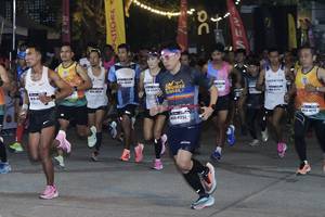 BIB: 41252, 457
                            <button type="button" onclick="openModal(8917075)" class="btn btn-primary btn-sm float-right btn-popup" data-toggle="modal" data-target=".modal-high-quality">
                        <i class="fas fa-shopping-cart"></i> Add to Cart
                    </button>
                                            <button type="button" onclick="isThisMe(8917075, true)" class="btn btn-success btn-sm float-right btn-popup btn-isme hidden" data-toggle="tooltip" data-placement="bottom" title="นี่คือรูปของคุณใช่ไหม คลิกที่นี่เพื่อเอาเข้าอัลบั้ม">
                        <i class="fas fa-plus"></i> Add to album
                    </button>
                    <button type="button" onclick="isThisMe(8917075, false)" class="btn btn-warning btn-sm float-right btn-popup btn-isnotme hidden">
                        <i class="fas fa-ban"></i> Remove from album
                    </button>