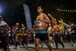 BIB: 4082
                            <button type="button" onclick="openModal(9401218)" class="btn btn-primary btn-sm float-right btn-popup" data-toggle="modal" data-target=".modal-high-quality">
                        <i class="fas fa-shopping-cart"></i> Add to Cart
                    </button>
                                            <button type="button" onclick="isThisMe(9401218, true)" class="btn btn-success btn-sm float-right btn-popup btn-isme hidden" data-toggle="tooltip" data-placement="bottom" title="นี่คือรูปของคุณใช่ไหม คลิกที่นี่เพื่อเอาเข้าอัลบั้ม">
                        <i class="fas fa-plus"></i> Add to album
                    </button>
                    <button type="button" onclick="isThisMe(9401218, false)" class="btn btn-warning btn-sm float-right btn-popup btn-isnotme hidden">
                        <i class="fas fa-ban"></i> Remove from album
                    </button>