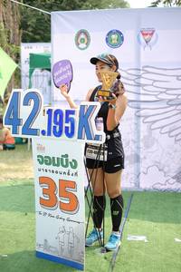 BIB: 42195, 409
                            <button type="button" onclick="openModal(8720430)" class="btn btn-primary btn-sm float-right btn-popup" data-toggle="modal" data-target=".modal-high-quality">
                        <i class="fas fa-shopping-cart"></i> Add to Cart
                    </button>
                                            <button type="button" onclick="isThisMe(8720430, true)" class="btn btn-success btn-sm float-right btn-popup btn-isme hidden" data-toggle="tooltip" data-placement="bottom" title="นี่คือรูปของคุณใช่ไหม คลิกที่นี่เพื่อเอาเข้าอัลบั้ม">
                        <i class="fas fa-plus"></i> Add to album
                    </button>
                    <button type="button" onclick="isThisMe(8720430, false)" class="btn btn-warning btn-sm float-right btn-popup btn-isnotme hidden">
                        <i class="fas fa-ban"></i> Remove from album
                    </button>