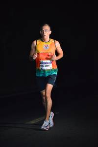 BIB: 40902
                            <button type="button" onclick="openModal(7722472)" class="btn btn-primary btn-sm float-right btn-popup" data-toggle="modal" data-target=".modal-high-quality">
                        <i class="fas fa-shopping-cart"></i> Add to Cart
                    </button>
                                            <button type="button" onclick="isThisMe(7722472, true)" class="btn btn-success btn-sm float-right btn-popup btn-isme hidden" data-toggle="tooltip" data-placement="bottom" title="นี่คือรูปของคุณใช่ไหม คลิกที่นี่เพื่อเอาเข้าอัลบั้ม">
                        <i class="fas fa-plus"></i> Add to album
                    </button>
                    <button type="button" onclick="isThisMe(7722472, false)" class="btn btn-warning btn-sm float-right btn-popup btn-isnotme hidden">
                        <i class="fas fa-ban"></i> Remove from album
                    </button>