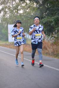 BIB: 1616, 15085
                            <button type="button" onclick="openModal(7406063)" class="btn btn-primary btn-sm float-right btn-popup" data-toggle="modal" data-target=".modal-high-quality">
                        <i class="fas fa-shopping-cart"></i> Add to Cart
                    </button>
                                            <button type="button" onclick="isThisMe(7406063, true)" class="btn btn-success btn-sm float-right btn-popup btn-isme hidden" data-toggle="tooltip" data-placement="bottom" title="นี่คือรูปของคุณใช่ไหม คลิกที่นี่เพื่อเอาเข้าอัลบั้ม">
                        <i class="fas fa-plus"></i> Add to album
                    </button>
                    <button type="button" onclick="isThisMe(7406063, false)" class="btn btn-warning btn-sm float-right btn-popup btn-isnotme hidden">
                        <i class="fas fa-ban"></i> Remove from album
                    </button>