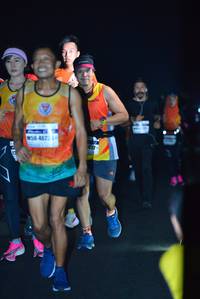 BIB: 462, 022
                            <button type="button" onclick="openModal(7736553)" class="btn btn-primary btn-sm float-right btn-popup" data-toggle="modal" data-target=".modal-high-quality">
                        <i class="fas fa-shopping-cart"></i> Add to Cart
                    </button>
                                            <button type="button" onclick="isThisMe(7736553, true)" class="btn btn-success btn-sm float-right btn-popup btn-isme hidden" data-toggle="tooltip" data-placement="bottom" title="นี่คือรูปของคุณใช่ไหม คลิกที่นี่เพื่อเอาเข้าอัลบั้ม">
                        <i class="fas fa-plus"></i> Add to album
                    </button>
                    <button type="button" onclick="isThisMe(7736553, false)" class="btn btn-warning btn-sm float-right btn-popup btn-isnotme hidden">
                        <i class="fas fa-ban"></i> Remove from album
                    </button>