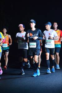 BIB: 21100, 21318, 26260
                            <button type="button" onclick="openModal(7778578)" class="btn btn-primary btn-sm float-right btn-popup" data-toggle="modal" data-target=".modal-high-quality">
                        <i class="fas fa-shopping-cart"></i> Add to Cart
                    </button>
                                            <button type="button" onclick="isThisMe(7778578, true)" class="btn btn-success btn-sm float-right btn-popup btn-isme hidden" data-toggle="tooltip" data-placement="bottom" title="นี่คือรูปของคุณใช่ไหม คลิกที่นี่เพื่อเอาเข้าอัลบั้ม">
                        <i class="fas fa-plus"></i> Add to album
                    </button>
                    <button type="button" onclick="isThisMe(7778578, false)" class="btn btn-warning btn-sm float-right btn-popup btn-isnotme hidden">
                        <i class="fas fa-ban"></i> Remove from album
                    </button>