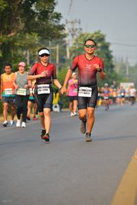 BIB: 4004, 40824
                            <button type="button" onclick="openModal(7909630)" class="btn btn-primary btn-sm float-right btn-popup" data-toggle="modal" data-target=".modal-high-quality">
                        <i class="fas fa-shopping-cart"></i> Add to Cart
                    </button>
                                            <button type="button" onclick="isThisMe(7909630, true)" class="btn btn-success btn-sm float-right btn-popup btn-isme hidden" data-toggle="tooltip" data-placement="bottom" title="นี่คือรูปของคุณใช่ไหม คลิกที่นี่เพื่อเอาเข้าอัลบั้ม">
                        <i class="fas fa-plus"></i> Add to album
                    </button>
                    <button type="button" onclick="isThisMe(7909630, false)" class="btn btn-warning btn-sm float-right btn-popup btn-isnotme hidden">
                        <i class="fas fa-ban"></i> Remove from album
                    </button>