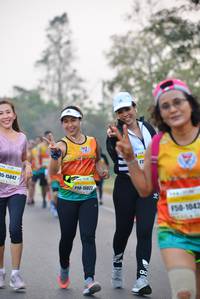 BIB: 15042, 15021, 1042
                            <button type="button" onclick="openModal(7395392)" class="btn btn-primary btn-sm float-right btn-popup" data-toggle="modal" data-target=".modal-high-quality">
                        <i class="fas fa-shopping-cart"></i> Add to Cart
                    </button>
                                            <button type="button" onclick="isThisMe(7395392, true)" class="btn btn-success btn-sm float-right btn-popup btn-isme hidden" data-toggle="tooltip" data-placement="bottom" title="นี่คือรูปของคุณใช่ไหม คลิกที่นี่เพื่อเอาเข้าอัลบั้ม">
                        <i class="fas fa-plus"></i> Add to album
                    </button>
                    <button type="button" onclick="isThisMe(7395392, false)" class="btn btn-warning btn-sm float-right btn-popup btn-isnotme hidden">
                        <i class="fas fa-ban"></i> Remove from album
                    </button>