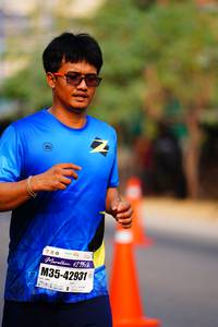 BIB: 4219, 42931
                            <button type="button" onclick="openModal(8572097)" class="btn btn-primary btn-sm float-right btn-popup" data-toggle="modal" data-target=".modal-high-quality">
                        <i class="fas fa-shopping-cart"></i> Add to Cart
                    </button>
                                            <button type="button" onclick="isThisMe(8572097, true)" class="btn btn-success btn-sm float-right btn-popup btn-isme hidden" data-toggle="tooltip" data-placement="bottom" title="นี่คือรูปของคุณใช่ไหม คลิกที่นี่เพื่อเอาเข้าอัลบั้ม">
                        <i class="fas fa-plus"></i> Add to album
                    </button>
                    <button type="button" onclick="isThisMe(8572097, false)" class="btn btn-warning btn-sm float-right btn-popup btn-isnotme hidden">
                        <i class="fas fa-ban"></i> Remove from album
                    </button>