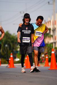 BIB: 47927, 47584
                            <button type="button" onclick="openModal(9051981)" class="btn btn-primary btn-sm float-right btn-popup" data-toggle="modal" data-target=".modal-high-quality">
                        <i class="fas fa-shopping-cart"></i> Add to Cart
                    </button>
                                            <button type="button" onclick="isThisMe(9051981, true)" class="btn btn-success btn-sm float-right btn-popup btn-isme hidden" data-toggle="tooltip" data-placement="bottom" title="นี่คือรูปของคุณใช่ไหม คลิกที่นี่เพื่อเอาเข้าอัลบั้ม">
                        <i class="fas fa-plus"></i> Add to album
                    </button>
                    <button type="button" onclick="isThisMe(9051981, false)" class="btn btn-warning btn-sm float-right btn-popup btn-isnotme hidden">
                        <i class="fas fa-ban"></i> Remove from album
                    </button>