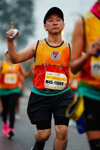 BIB: 102, 11009
                            <button type="button" onclick="openModal(7760257)" class="btn btn-primary btn-sm float-right btn-popup" data-toggle="modal" data-target=".modal-high-quality">
                        <i class="fas fa-shopping-cart"></i> Add to Cart
                    </button>
                                            <button type="button" onclick="isThisMe(7760257, true)" class="btn btn-success btn-sm float-right btn-popup btn-isme hidden" data-toggle="tooltip" data-placement="bottom" title="นี่คือรูปของคุณใช่ไหม คลิกที่นี่เพื่อเอาเข้าอัลบั้ม">
                        <i class="fas fa-plus"></i> Add to album
                    </button>
                    <button type="button" onclick="isThisMe(7760257, false)" class="btn btn-warning btn-sm float-right btn-popup btn-isnotme hidden">
                        <i class="fas fa-ban"></i> Remove from album
                    </button>