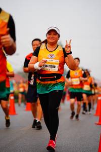 BIB: 102, 11280
                            <button type="button" onclick="openModal(7843804)" class="btn btn-primary btn-sm float-right btn-popup" data-toggle="modal" data-target=".modal-high-quality">
                        <i class="fas fa-shopping-cart"></i> Add to Cart
                    </button>
                                            <button type="button" onclick="isThisMe(7843804, true)" class="btn btn-success btn-sm float-right btn-popup btn-isme hidden" data-toggle="tooltip" data-placement="bottom" title="นี่คือรูปของคุณใช่ไหม คลิกที่นี่เพื่อเอาเข้าอัลบั้ม">
                        <i class="fas fa-plus"></i> Add to album
                    </button>
                    <button type="button" onclick="isThisMe(7843804, false)" class="btn btn-warning btn-sm float-right btn-popup btn-isnotme hidden">
                        <i class="fas fa-ban"></i> Remove from album
                    </button>