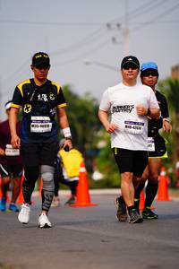 BIB: 42674, 40978, 185
                            <button type="button" onclick="openModal(9051015)" class="btn btn-primary btn-sm float-right btn-popup" data-toggle="modal" data-target=".modal-high-quality">
                        <i class="fas fa-shopping-cart"></i> Add to Cart
                    </button>
                                            <button type="button" onclick="isThisMe(9051015, true)" class="btn btn-success btn-sm float-right btn-popup btn-isme hidden" data-toggle="tooltip" data-placement="bottom" title="นี่คือรูปของคุณใช่ไหม คลิกที่นี่เพื่อเอาเข้าอัลบั้ม">
                        <i class="fas fa-plus"></i> Add to album
                    </button>
                    <button type="button" onclick="isThisMe(9051015, false)" class="btn btn-warning btn-sm float-right btn-popup btn-isnotme hidden">
                        <i class="fas fa-ban"></i> Remove from album
                    </button>