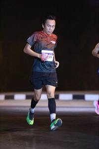 BIB: 979
                            <button type="button" onclick="openModal(9417075)" class="btn btn-primary btn-sm float-right btn-popup" data-toggle="modal" data-target=".modal-high-quality">
                        <i class="fas fa-shopping-cart"></i> Add to Cart
                    </button>
                                            <button type="button" onclick="isThisMe(9417075, true)" class="btn btn-success btn-sm float-right btn-popup btn-isme hidden" data-toggle="tooltip" data-placement="bottom" title="นี่คือรูปของคุณใช่ไหม คลิกที่นี่เพื่อเอาเข้าอัลบั้ม">
                        <i class="fas fa-plus"></i> Add to album
                    </button>
                    <button type="button" onclick="isThisMe(9417075, false)" class="btn btn-warning btn-sm float-right btn-popup btn-isnotme hidden">
                        <i class="fas fa-ban"></i> Remove from album
                    </button>