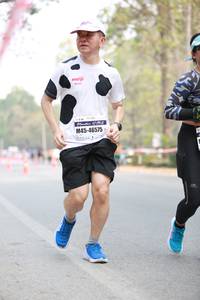 BIB: 46575
                            <button type="button" onclick="openModal(8271226)" class="btn btn-primary btn-sm float-right btn-popup" data-toggle="modal" data-target=".modal-high-quality">
                        <i class="fas fa-shopping-cart"></i> Add to Cart
                    </button>
                                            <button type="button" onclick="isThisMe(8271226, true)" class="btn btn-success btn-sm float-right btn-popup btn-isme hidden" data-toggle="tooltip" data-placement="bottom" title="นี่คือรูปของคุณใช่ไหม คลิกที่นี่เพื่อเอาเข้าอัลบั้ม">
                        <i class="fas fa-plus"></i> Add to album
                    </button>
                    <button type="button" onclick="isThisMe(8271226, false)" class="btn btn-warning btn-sm float-right btn-popup btn-isnotme hidden">
                        <i class="fas fa-ban"></i> Remove from album
                    </button>