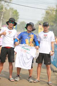 BIB: 42195
                            <button type="button" onclick="openModal(8280643)" class="btn btn-primary btn-sm float-right btn-popup" data-toggle="modal" data-target=".modal-high-quality">
                        <i class="fas fa-shopping-cart"></i> Add to Cart
                    </button>
                                            <button type="button" onclick="isThisMe(8280643, true)" class="btn btn-success btn-sm float-right btn-popup btn-isme hidden" data-toggle="tooltip" data-placement="bottom" title="นี่คือรูปของคุณใช่ไหม คลิกที่นี่เพื่อเอาเข้าอัลบั้ม">
                        <i class="fas fa-plus"></i> Add to album
                    </button>
                    <button type="button" onclick="isThisMe(8280643, false)" class="btn btn-warning btn-sm float-right btn-popup btn-isnotme hidden">
                        <i class="fas fa-ban"></i> Remove from album
                    </button>