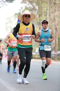 BIB: 42462, 45757
                            <button type="button" onclick="openModal(8275131)" class="btn btn-primary btn-sm float-right btn-popup" data-toggle="modal" data-target=".modal-high-quality">
                        <i class="fas fa-shopping-cart"></i> Add to Cart
                    </button>
                                            <button type="button" onclick="isThisMe(8275131, true)" class="btn btn-success btn-sm float-right btn-popup btn-isme hidden" data-toggle="tooltip" data-placement="bottom" title="นี่คือรูปของคุณใช่ไหม คลิกที่นี่เพื่อเอาเข้าอัลบั้ม">
                        <i class="fas fa-plus"></i> Add to album
                    </button>
                    <button type="button" onclick="isThisMe(8275131, false)" class="btn btn-warning btn-sm float-right btn-popup btn-isnotme hidden">
                        <i class="fas fa-ban"></i> Remove from album
                    </button>