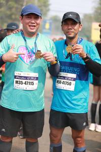 BIB: 421952, 41750, 47115
                            <button type="button" onclick="openModal(8279124)" class="btn btn-primary btn-sm float-right btn-popup" data-toggle="modal" data-target=".modal-high-quality">
                        <i class="fas fa-shopping-cart"></i> Add to Cart
                    </button>
                                            <button type="button" onclick="isThisMe(8279124, true)" class="btn btn-success btn-sm float-right btn-popup btn-isme hidden" data-toggle="tooltip" data-placement="bottom" title="นี่คือรูปของคุณใช่ไหม คลิกที่นี่เพื่อเอาเข้าอัลบั้ม">
                        <i class="fas fa-plus"></i> Add to album
                    </button>
                    <button type="button" onclick="isThisMe(8279124, false)" class="btn btn-warning btn-sm float-right btn-popup btn-isnotme hidden">
                        <i class="fas fa-ban"></i> Remove from album
                    </button>