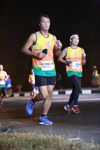 BIB: 4200
                            <button type="button" onclick="openModal(9417222)" class="btn btn-primary btn-sm float-right btn-popup" data-toggle="modal" data-target=".modal-high-quality">
                        <i class="fas fa-shopping-cart"></i> Add to Cart
                    </button>
                                            <button type="button" onclick="isThisMe(9417222, true)" class="btn btn-success btn-sm float-right btn-popup btn-isme hidden" data-toggle="tooltip" data-placement="bottom" title="นี่คือรูปของคุณใช่ไหม คลิกที่นี่เพื่อเอาเข้าอัลบั้ม">
                        <i class="fas fa-plus"></i> Add to album
                    </button>
                    <button type="button" onclick="isThisMe(9417222, false)" class="btn btn-warning btn-sm float-right btn-popup btn-isnotme hidden">
                        <i class="fas fa-ban"></i> Remove from album
                    </button>