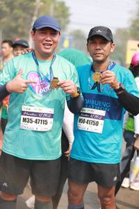 BIB: 121952, 42195, 41750, 47115
                            <button type="button" onclick="openModal(8279127)" class="btn btn-primary btn-sm float-right btn-popup" data-toggle="modal" data-target=".modal-high-quality">
                        <i class="fas fa-shopping-cart"></i> Add to Cart
                    </button>
                                            <button type="button" onclick="isThisMe(8279127, true)" class="btn btn-success btn-sm float-right btn-popup btn-isme hidden" data-toggle="tooltip" data-placement="bottom" title="นี่คือรูปของคุณใช่ไหม คลิกที่นี่เพื่อเอาเข้าอัลบั้ม">
                        <i class="fas fa-plus"></i> Add to album
                    </button>
                    <button type="button" onclick="isThisMe(8279127, false)" class="btn btn-warning btn-sm float-right btn-popup btn-isnotme hidden">
                        <i class="fas fa-ban"></i> Remove from album
                    </button>