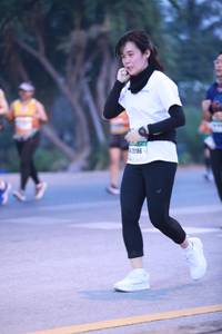 BIB: 5186
                            <button type="button" onclick="openModal(9422441)" class="btn btn-primary btn-sm float-right btn-popup" data-toggle="modal" data-target=".modal-high-quality">
                        <i class="fas fa-shopping-cart"></i> Add to Cart
                    </button>
                                            <button type="button" onclick="isThisMe(9422441, true)" class="btn btn-success btn-sm float-right btn-popup btn-isme hidden" data-toggle="tooltip" data-placement="bottom" title="นี่คือรูปของคุณใช่ไหม คลิกที่นี่เพื่อเอาเข้าอัลบั้ม">
                        <i class="fas fa-plus"></i> Add to album
                    </button>
                    <button type="button" onclick="isThisMe(9422441, false)" class="btn btn-warning btn-sm float-right btn-popup btn-isnotme hidden">
                        <i class="fas fa-ban"></i> Remove from album
                    </button>