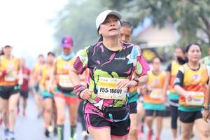 BIB: 16601
                            <button type="button" onclick="openModal(9501124)" class="btn btn-primary btn-sm float-right btn-popup" data-toggle="modal" data-target=".modal-high-quality">
                        <i class="fas fa-shopping-cart"></i> Add to Cart
                    </button>
                                            <button type="button" onclick="isThisMe(9501124, true)" class="btn btn-success btn-sm float-right btn-popup btn-isme hidden" data-toggle="tooltip" data-placement="bottom" title="นี่คือรูปของคุณใช่ไหม คลิกที่นี่เพื่อเอาเข้าอัลบั้ม">
                        <i class="fas fa-plus"></i> Add to album
                    </button>
                    <button type="button" onclick="isThisMe(9501124, false)" class="btn btn-warning btn-sm float-right btn-popup btn-isnotme hidden">
                        <i class="fas fa-ban"></i> Remove from album
                    </button>