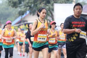 BIB: 0184, 10116
                            <button type="button" onclick="openModal(9502028)" class="btn btn-primary btn-sm float-right btn-popup" data-toggle="modal" data-target=".modal-high-quality">
                        <i class="fas fa-shopping-cart"></i> Add to Cart
                    </button>
                                            <button type="button" onclick="isThisMe(9502028, true)" class="btn btn-success btn-sm float-right btn-popup btn-isme hidden" data-toggle="tooltip" data-placement="bottom" title="นี่คือรูปของคุณใช่ไหม คลิกที่นี่เพื่อเอาเข้าอัลบั้ม">
                        <i class="fas fa-plus"></i> Add to album
                    </button>
                    <button type="button" onclick="isThisMe(9502028, false)" class="btn btn-warning btn-sm float-right btn-popup btn-isnotme hidden">
                        <i class="fas fa-ban"></i> Remove from album
                    </button>