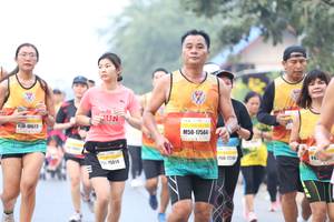 BIB: 10623, 17564, 1724, 15014
                            <button type="button" onclick="openModal(9501075)" class="btn btn-primary btn-sm float-right btn-popup" data-toggle="modal" data-target=".modal-high-quality">
                        <i class="fas fa-shopping-cart"></i> Add to Cart
                    </button>
                                            <button type="button" onclick="isThisMe(9501075, true)" class="btn btn-success btn-sm float-right btn-popup btn-isme hidden" data-toggle="tooltip" data-placement="bottom" title="นี่คือรูปของคุณใช่ไหม คลิกที่นี่เพื่อเอาเข้าอัลบั้ม">
                        <i class="fas fa-plus"></i> Add to album
                    </button>
                    <button type="button" onclick="isThisMe(9501075, false)" class="btn btn-warning btn-sm float-right btn-popup btn-isnotme hidden">
                        <i class="fas fa-ban"></i> Remove from album
                    </button>