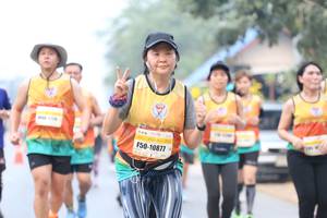 BIB: 10877
                            <button type="button" onclick="openModal(9501044)" class="btn btn-primary btn-sm float-right btn-popup" data-toggle="modal" data-target=".modal-high-quality">
                        <i class="fas fa-shopping-cart"></i> Add to Cart
                    </button>
                                            <button type="button" onclick="isThisMe(9501044, true)" class="btn btn-success btn-sm float-right btn-popup btn-isme hidden" data-toggle="tooltip" data-placement="bottom" title="นี่คือรูปของคุณใช่ไหม คลิกที่นี่เพื่อเอาเข้าอัลบั้ม">
                        <i class="fas fa-plus"></i> Add to album
                    </button>
                    <button type="button" onclick="isThisMe(9501044, false)" class="btn btn-warning btn-sm float-right btn-popup btn-isnotme hidden">
                        <i class="fas fa-ban"></i> Remove from album
                    </button>