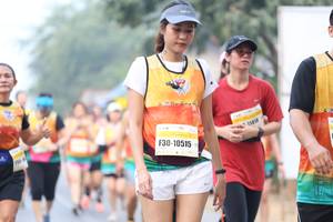 BIB: 10515
                            <button type="button" onclick="openModal(9501289)" class="btn btn-primary btn-sm float-right btn-popup" data-toggle="modal" data-target=".modal-high-quality">
                        <i class="fas fa-shopping-cart"></i> Add to Cart
                    </button>
                                            <button type="button" onclick="isThisMe(9501289, true)" class="btn btn-success btn-sm float-right btn-popup btn-isme hidden" data-toggle="tooltip" data-placement="bottom" title="นี่คือรูปของคุณใช่ไหม คลิกที่นี่เพื่อเอาเข้าอัลบั้ม">
                        <i class="fas fa-plus"></i> Add to album
                    </button>
                    <button type="button" onclick="isThisMe(9501289, false)" class="btn btn-warning btn-sm float-right btn-popup btn-isnotme hidden">
                        <i class="fas fa-ban"></i> Remove from album
                    </button>