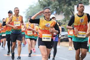 BIB: 1024, 16281, 16419
                            <button type="button" onclick="openModal(9494177)" class="btn btn-primary btn-sm float-right btn-popup" data-toggle="modal" data-target=".modal-high-quality">
                        <i class="fas fa-shopping-cart"></i> Add to Cart
                    </button>
                                            <button type="button" onclick="isThisMe(9494177, true)" class="btn btn-success btn-sm float-right btn-popup btn-isme hidden" data-toggle="tooltip" data-placement="bottom" title="นี่คือรูปของคุณใช่ไหม คลิกที่นี่เพื่อเอาเข้าอัลบั้ม">
                        <i class="fas fa-plus"></i> Add to album
                    </button>
                    <button type="button" onclick="isThisMe(9494177, false)" class="btn btn-warning btn-sm float-right btn-popup btn-isnotme hidden">
                        <i class="fas fa-ban"></i> Remove from album
                    </button>