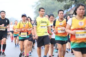 BIB: 1181, 15651, 165, 543, 16567
                            <button type="button" onclick="openModal(9501798)" class="btn btn-primary btn-sm float-right btn-popup" data-toggle="modal" data-target=".modal-high-quality">
                        <i class="fas fa-shopping-cart"></i> Add to Cart
                    </button>
                                            <button type="button" onclick="isThisMe(9501798, true)" class="btn btn-success btn-sm float-right btn-popup btn-isme hidden" data-toggle="tooltip" data-placement="bottom" title="นี่คือรูปของคุณใช่ไหม คลิกที่นี่เพื่อเอาเข้าอัลบั้ม">
                        <i class="fas fa-plus"></i> Add to album
                    </button>
                    <button type="button" onclick="isThisMe(9501798, false)" class="btn btn-warning btn-sm float-right btn-popup btn-isnotme hidden">
                        <i class="fas fa-ban"></i> Remove from album
                    </button>