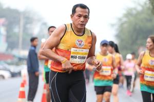 BIB: 15990
                            <button type="button" onclick="openModal(13017735)" class="btn btn-primary btn-sm float-right btn-popup" data-toggle="modal" data-target=".modal-high-quality">
                        <i class="fas fa-shopping-cart"></i> Add to Cart
                    </button>
                                            <button type="button" onclick="isThisMe(13017735, true)" class="btn btn-success btn-sm float-right btn-popup btn-isme hidden" data-toggle="tooltip" data-placement="bottom" title="นี่คือรูปของคุณใช่ไหม คลิกที่นี่เพื่อเอาเข้าอัลบั้ม">
                        <i class="fas fa-plus"></i> Add to album
                    </button>
                    <button type="button" onclick="isThisMe(13017735, false)" class="btn btn-warning btn-sm float-right btn-popup btn-isnotme hidden">
                        <i class="fas fa-ban"></i> Remove from album
                    </button>