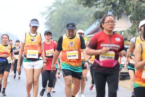 BIB: 10515, 11785, 17600
                            <button type="button" onclick="openModal(9501286)" class="btn btn-primary btn-sm float-right btn-popup" data-toggle="modal" data-target=".modal-high-quality">
                        <i class="fas fa-shopping-cart"></i> Add to Cart
                    </button>
                                            <button type="button" onclick="isThisMe(9501286, true)" class="btn btn-success btn-sm float-right btn-popup btn-isme hidden" data-toggle="tooltip" data-placement="bottom" title="นี่คือรูปของคุณใช่ไหม คลิกที่นี่เพื่อเอาเข้าอัลบั้ม">
                        <i class="fas fa-plus"></i> Add to album
                    </button>
                    <button type="button" onclick="isThisMe(9501286, false)" class="btn btn-warning btn-sm float-right btn-popup btn-isnotme hidden">
                        <i class="fas fa-ban"></i> Remove from album
                    </button>