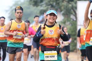 BIB: 1059, 11292
                            <button type="button" onclick="openModal(9501483)" class="btn btn-primary btn-sm float-right btn-popup" data-toggle="modal" data-target=".modal-high-quality">
                        <i class="fas fa-shopping-cart"></i> Add to Cart
                    </button>
                                            <button type="button" onclick="isThisMe(9501483, true)" class="btn btn-success btn-sm float-right btn-popup btn-isme hidden" data-toggle="tooltip" data-placement="bottom" title="นี่คือรูปของคุณใช่ไหม คลิกที่นี่เพื่อเอาเข้าอัลบั้ม">
                        <i class="fas fa-plus"></i> Add to album
                    </button>
                    <button type="button" onclick="isThisMe(9501483, false)" class="btn btn-warning btn-sm float-right btn-popup btn-isnotme hidden">
                        <i class="fas fa-ban"></i> Remove from album
                    </button>