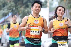 BIB: 10676, 10233
                            <button type="button" onclick="openModal(9501260)" class="btn btn-primary btn-sm float-right btn-popup" data-toggle="modal" data-target=".modal-high-quality">
                        <i class="fas fa-shopping-cart"></i> Add to Cart
                    </button>
                                            <button type="button" onclick="isThisMe(9501260, true)" class="btn btn-success btn-sm float-right btn-popup btn-isme hidden" data-toggle="tooltip" data-placement="bottom" title="นี่คือรูปของคุณใช่ไหม คลิกที่นี่เพื่อเอาเข้าอัลบั้ม">
                        <i class="fas fa-plus"></i> Add to album
                    </button>
                    <button type="button" onclick="isThisMe(9501260, false)" class="btn btn-warning btn-sm float-right btn-popup btn-isnotme hidden">
                        <i class="fas fa-ban"></i> Remove from album
                    </button>