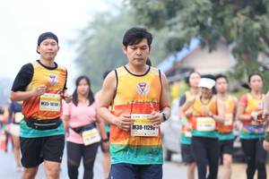 BIB: 1618, 1129
                            <button type="button" onclick="openModal(9501443)" class="btn btn-primary btn-sm float-right btn-popup" data-toggle="modal" data-target=".modal-high-quality">
                        <i class="fas fa-shopping-cart"></i> Add to Cart
                    </button>
                                            <button type="button" onclick="isThisMe(9501443, true)" class="btn btn-success btn-sm float-right btn-popup btn-isme hidden" data-toggle="tooltip" data-placement="bottom" title="นี่คือรูปของคุณใช่ไหม คลิกที่นี่เพื่อเอาเข้าอัลบั้ม">
                        <i class="fas fa-plus"></i> Add to album
                    </button>
                    <button type="button" onclick="isThisMe(9501443, false)" class="btn btn-warning btn-sm float-right btn-popup btn-isnotme hidden">
                        <i class="fas fa-ban"></i> Remove from album
                    </button>