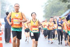 BIB: 1155, 15065
                            <button type="button" onclick="openModal(9501168)" class="btn btn-primary btn-sm float-right btn-popup" data-toggle="modal" data-target=".modal-high-quality">
                        <i class="fas fa-shopping-cart"></i> Add to Cart
                    </button>
                                            <button type="button" onclick="isThisMe(9501168, true)" class="btn btn-success btn-sm float-right btn-popup btn-isme hidden" data-toggle="tooltip" data-placement="bottom" title="นี่คือรูปของคุณใช่ไหม คลิกที่นี่เพื่อเอาเข้าอัลบั้ม">
                        <i class="fas fa-plus"></i> Add to album
                    </button>
                    <button type="button" onclick="isThisMe(9501168, false)" class="btn btn-warning btn-sm float-right btn-popup btn-isnotme hidden">
                        <i class="fas fa-ban"></i> Remove from album
                    </button>