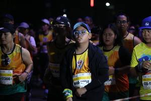 BIB: 1542, 17366, 1058
                            <button type="button" onclick="openModal(9490265)" class="btn btn-primary btn-sm float-right btn-popup" data-toggle="modal" data-target=".modal-high-quality">
                        <i class="fas fa-shopping-cart"></i> Add to Cart
                    </button>
                                            <button type="button" onclick="isThisMe(9490265, true)" class="btn btn-success btn-sm float-right btn-popup btn-isme hidden" data-toggle="tooltip" data-placement="bottom" title="นี่คือรูปของคุณใช่ไหม คลิกที่นี่เพื่อเอาเข้าอัลบั้ม">
                        <i class="fas fa-plus"></i> Add to album
                    </button>
                    <button type="button" onclick="isThisMe(9490265, false)" class="btn btn-warning btn-sm float-right btn-popup btn-isnotme hidden">
                        <i class="fas fa-ban"></i> Remove from album
                    </button>