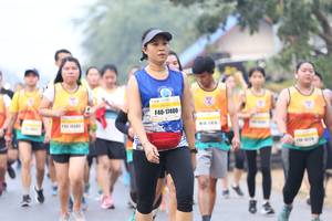 BIB: 17400
                            <button type="button" onclick="openModal(9501790)" class="btn btn-primary btn-sm float-right btn-popup" data-toggle="modal" data-target=".modal-high-quality">
                        <i class="fas fa-shopping-cart"></i> Add to Cart
                    </button>
                                            <button type="button" onclick="isThisMe(9501790, true)" class="btn btn-success btn-sm float-right btn-popup btn-isme hidden" data-toggle="tooltip" data-placement="bottom" title="นี่คือรูปของคุณใช่ไหม คลิกที่นี่เพื่อเอาเข้าอัลบั้ม">
                        <i class="fas fa-plus"></i> Add to album
                    </button>
                    <button type="button" onclick="isThisMe(9501790, false)" class="btn btn-warning btn-sm float-right btn-popup btn-isnotme hidden">
                        <i class="fas fa-ban"></i> Remove from album
                    </button>
