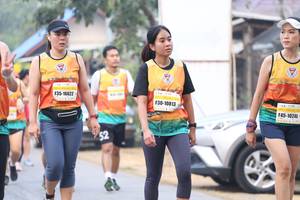 BIB: 16622, 10813, 10246
                            <button type="button" onclick="openModal(9501816)" class="btn btn-primary btn-sm float-right btn-popup" data-toggle="modal" data-target=".modal-high-quality">
                        <i class="fas fa-shopping-cart"></i> Add to Cart
                    </button>
                                            <button type="button" onclick="isThisMe(9501816, true)" class="btn btn-success btn-sm float-right btn-popup btn-isme hidden" data-toggle="tooltip" data-placement="bottom" title="นี่คือรูปของคุณใช่ไหม คลิกที่นี่เพื่อเอาเข้าอัลบั้ม">
                        <i class="fas fa-plus"></i> Add to album
                    </button>
                    <button type="button" onclick="isThisMe(9501816, false)" class="btn btn-warning btn-sm float-right btn-popup btn-isnotme hidden">
                        <i class="fas fa-ban"></i> Remove from album
                    </button>